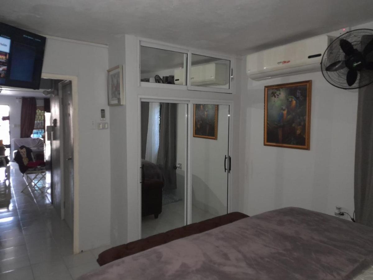 Zipcode Hideaway Guesthouse Portmore Exterior foto
